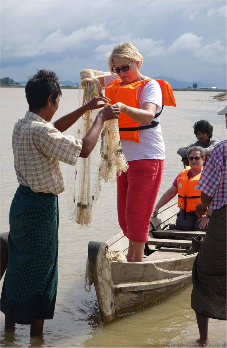 fishing picture in Hsithe village